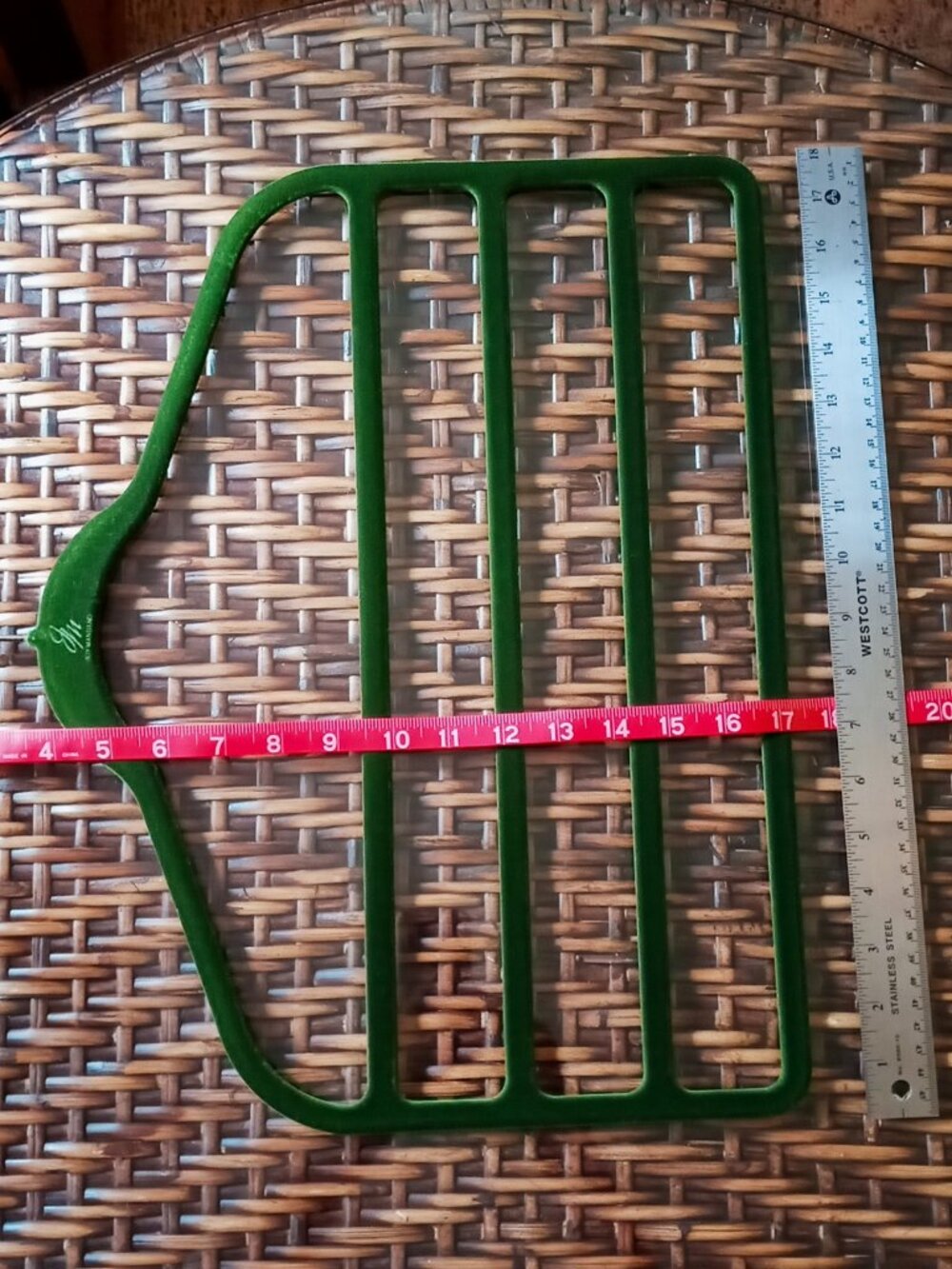 Joy Mangano Huggable Hangers 2pk Four-Bar Velvet Green - Picture 6 of 16